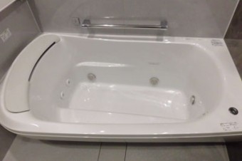 開放的で機能性を備えた安らげる住空間に